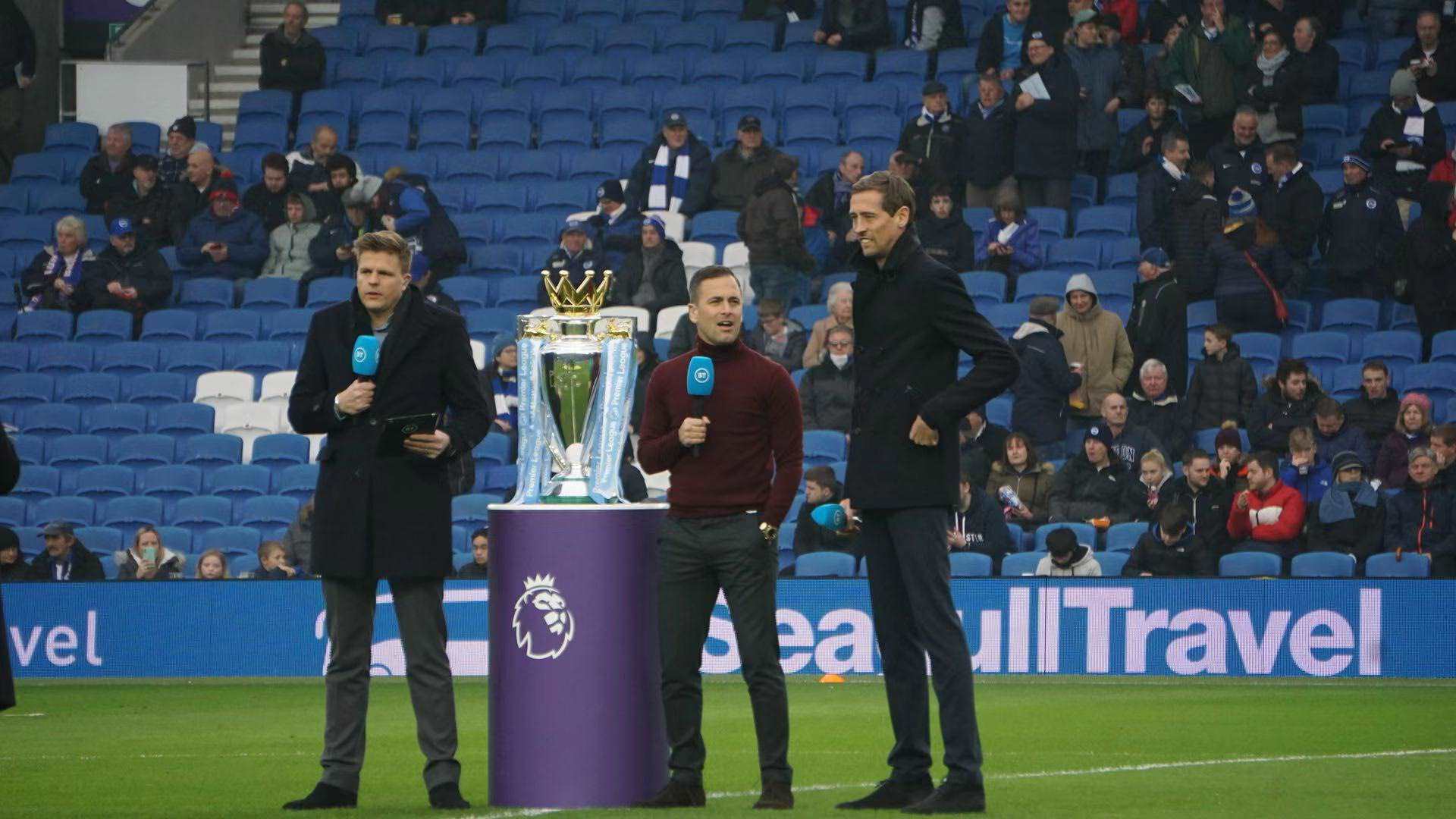 出如雷般的 出如雷般的